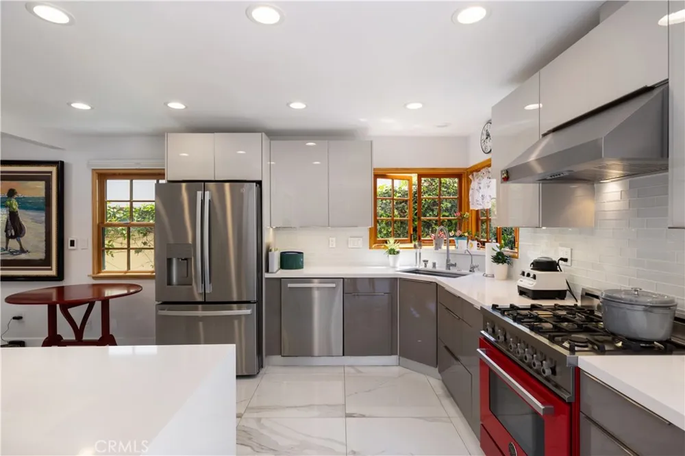 111 Via Ravenna Newport Beach, CA 92663