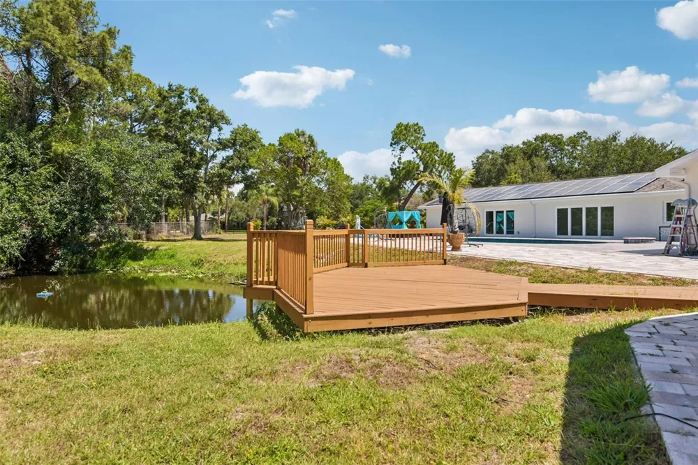11295 131ST STREET Largo, FL 33774