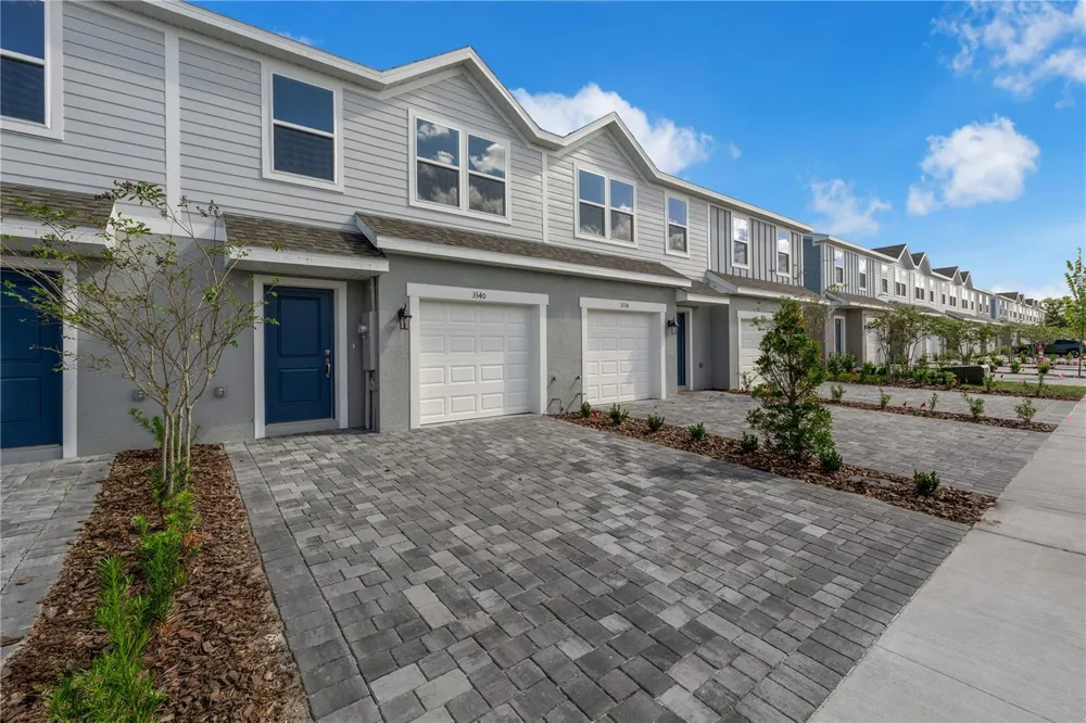 3028 JESSAMINE DRIVE Tavares, FL 32778