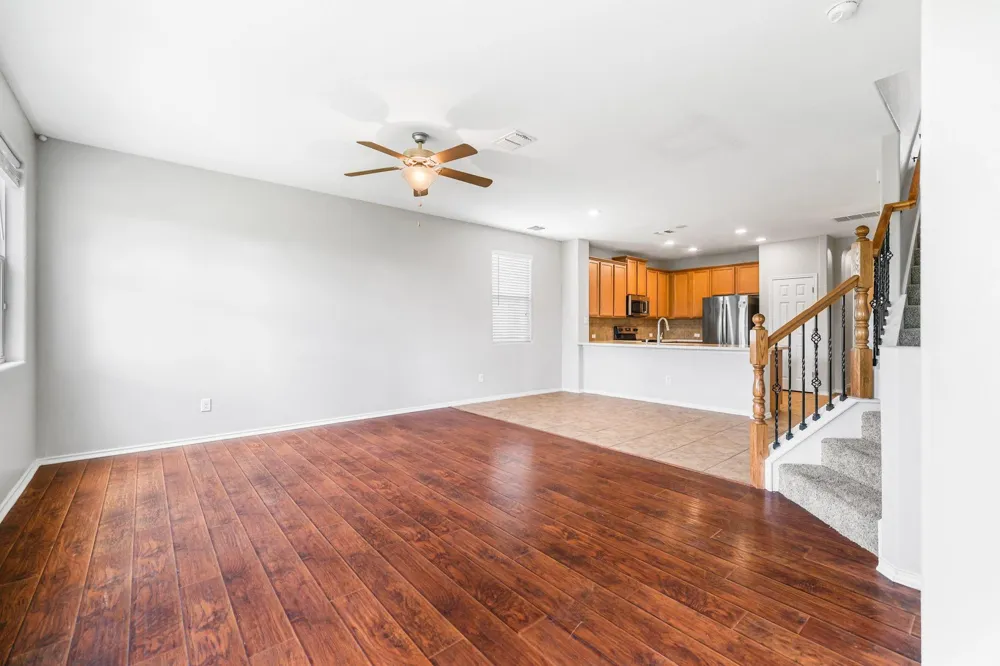 3103 Thunder Gulch San Antonio, TX 78245