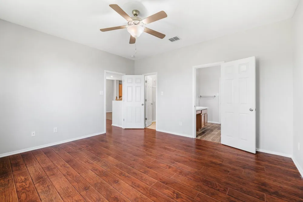 3103 Thunder Gulch San Antonio, TX 78245