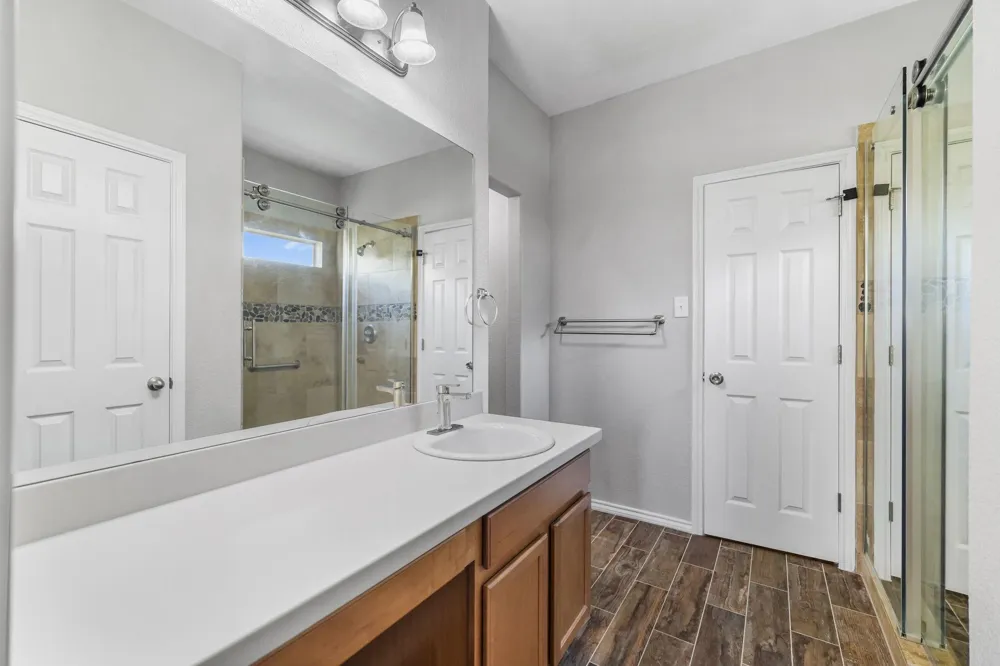 3103 Thunder Gulch San Antonio, TX 78245