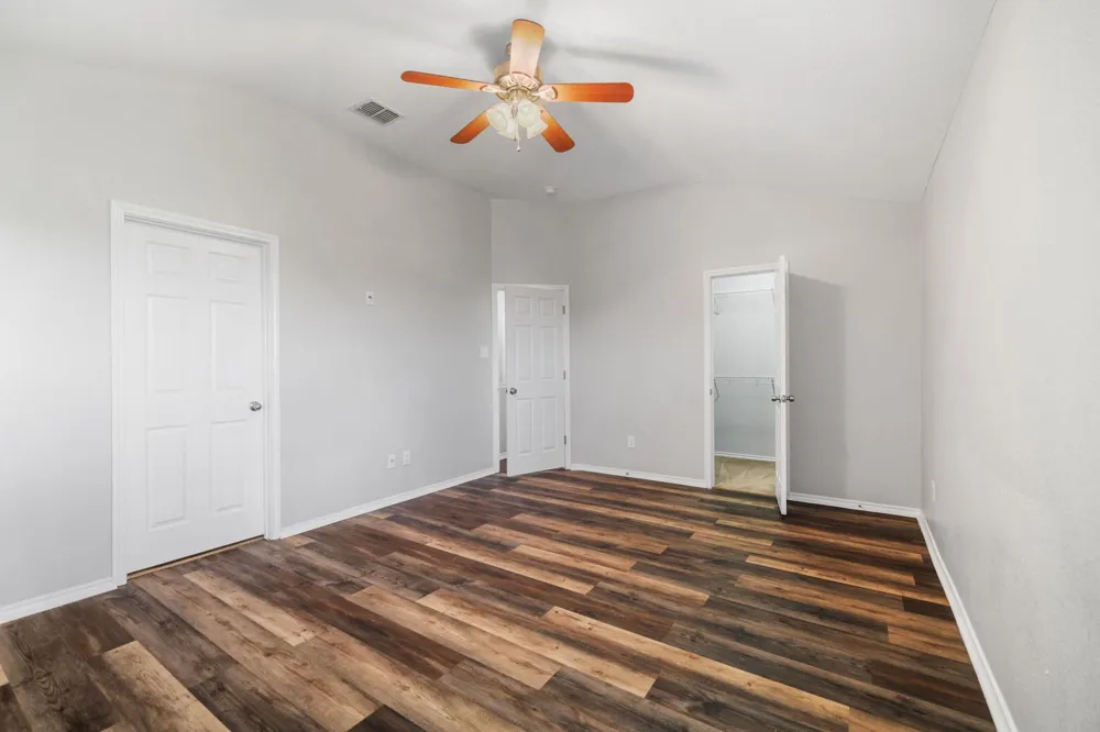 3103 Thunder Gulch San Antonio, TX 78245