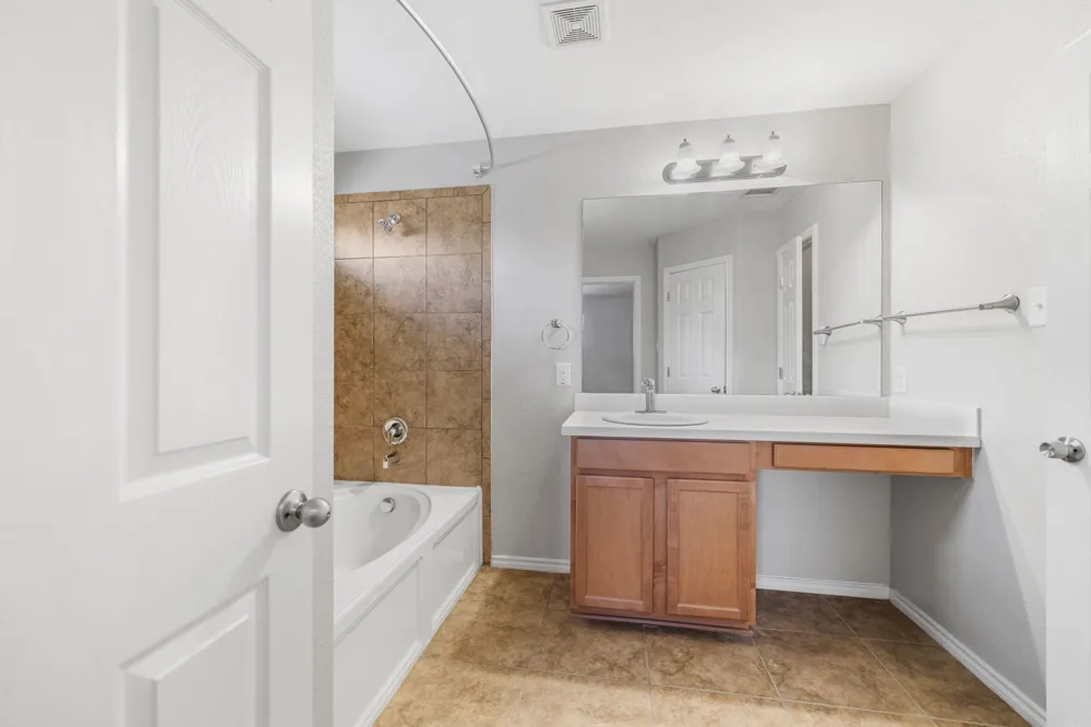 3103 Thunder Gulch San Antonio, TX 78245