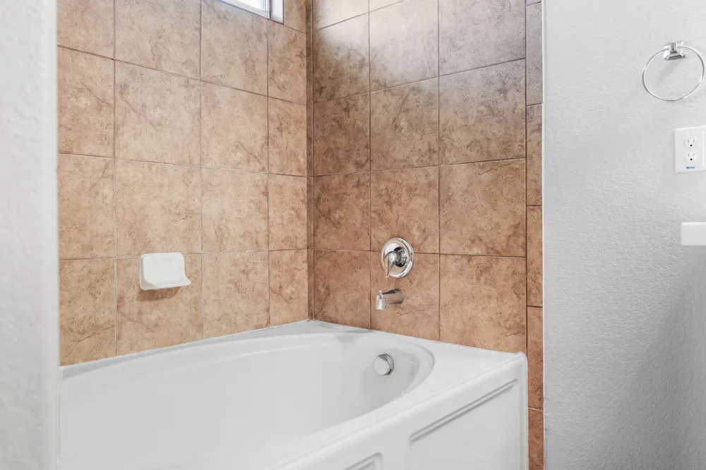 3103 Thunder Gulch San Antonio, TX 78245