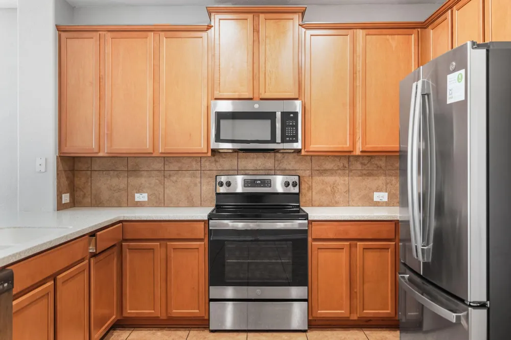 3103 Thunder Gulch San Antonio, TX 78245