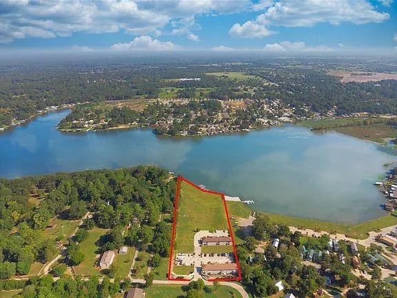 13165 Snow Lane Lane #5 Willis, TX 77318
