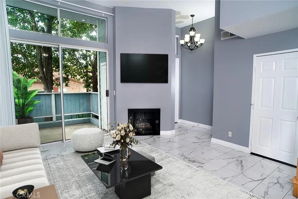 10350 Topanga Canyon Boulevard Chatsworth, CA 91311