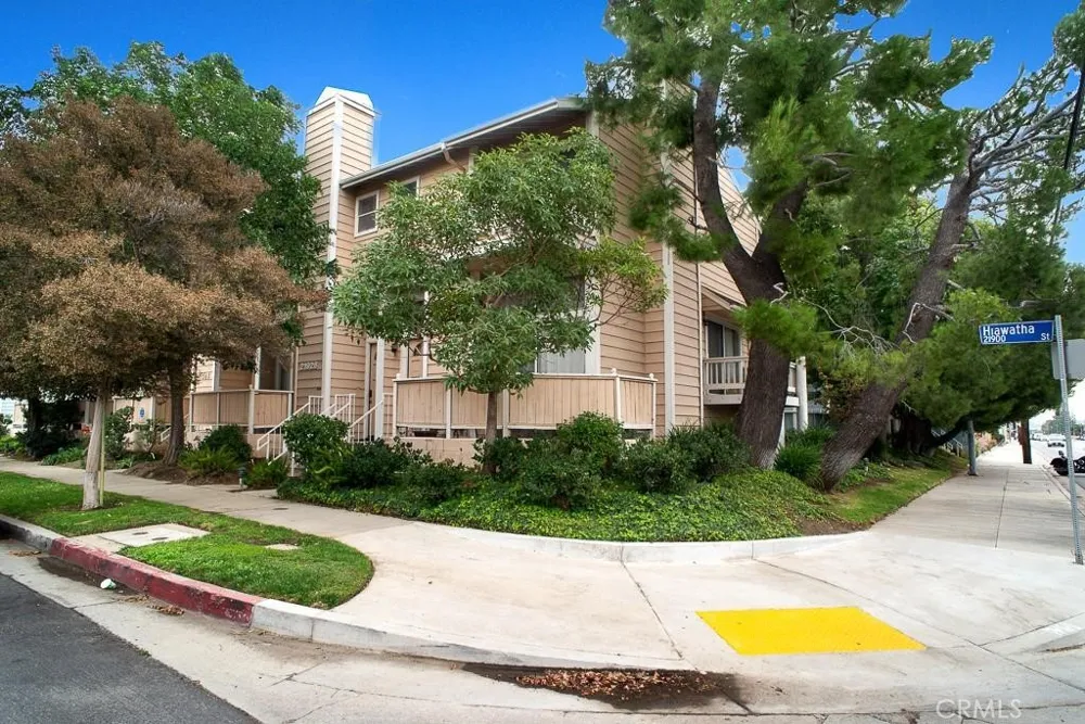 10350 Topanga Canyon Boulevard Chatsworth, CA 91311