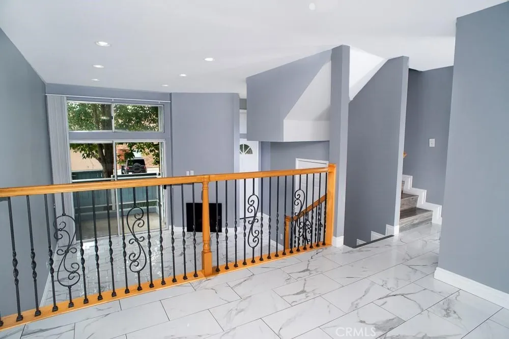 10350 Topanga Canyon Boulevard Chatsworth, CA 91311