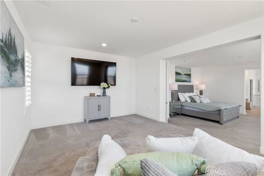 2725 Sierra Bella Drive Corona, CA 92882