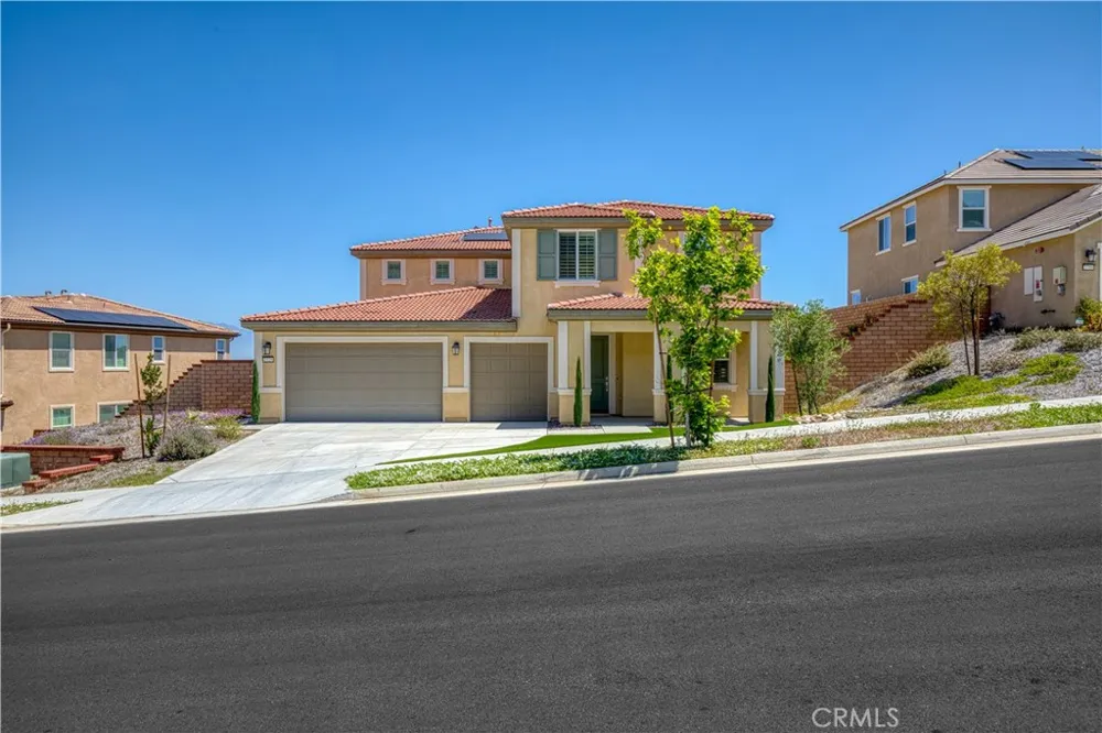 2725 Sierra Bella Drive Corona, CA 92882