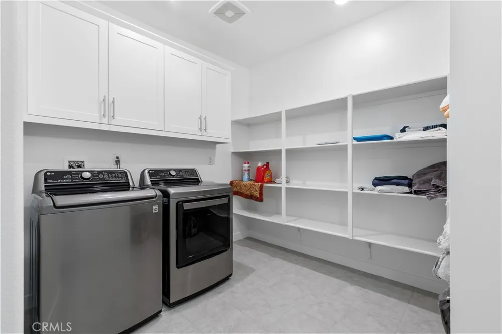 2725 Sierra Bella Drive Corona, CA 92882