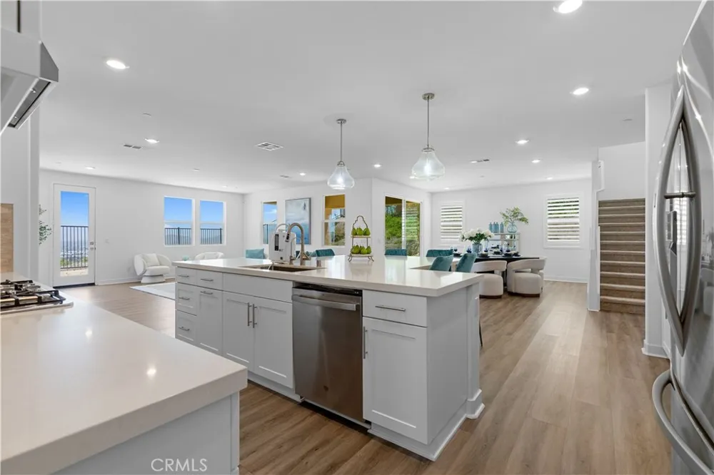 2725 Sierra Bella Drive Corona, CA 92882