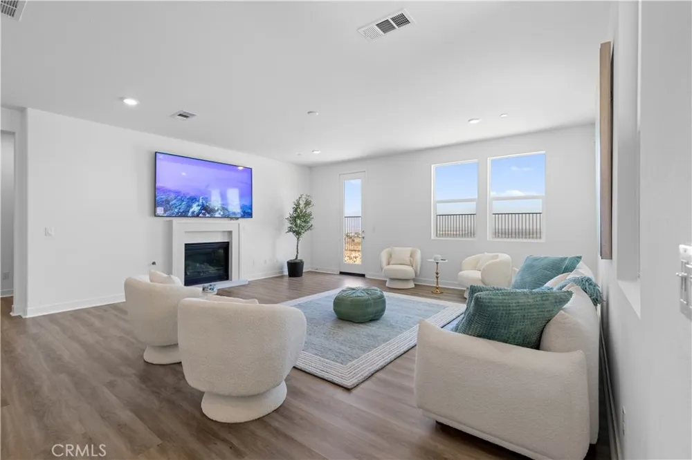 2725 Sierra Bella Drive Corona, CA 92882
