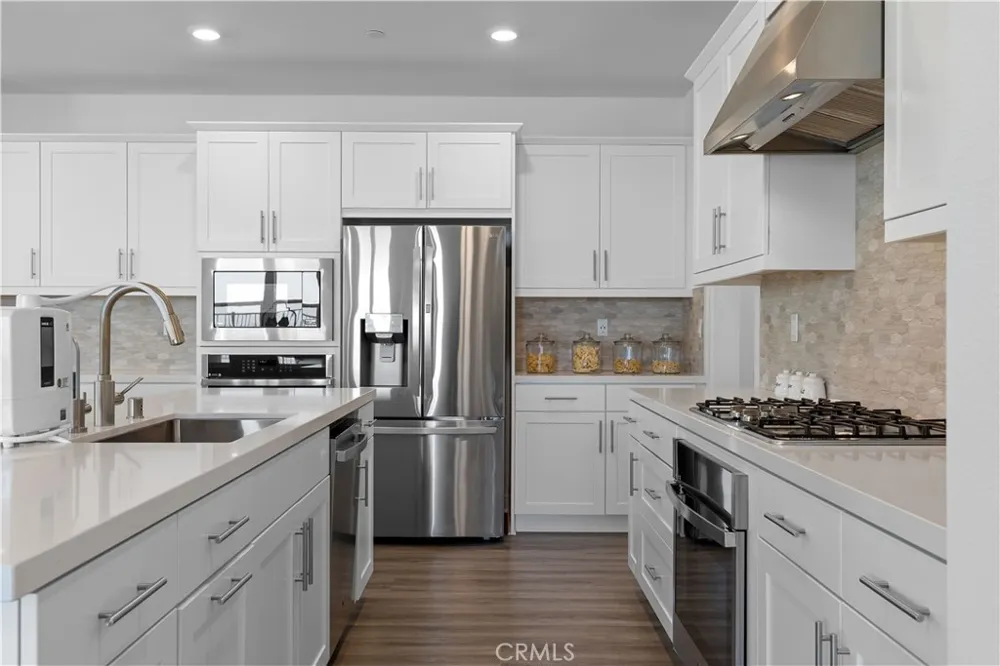 2725 Sierra Bella Drive Corona, CA 92882