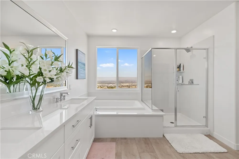 2725 Sierra Bella Drive Corona, CA 92882