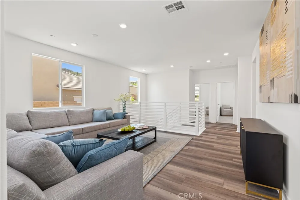 2725 Sierra Bella Drive Corona, CA 92882