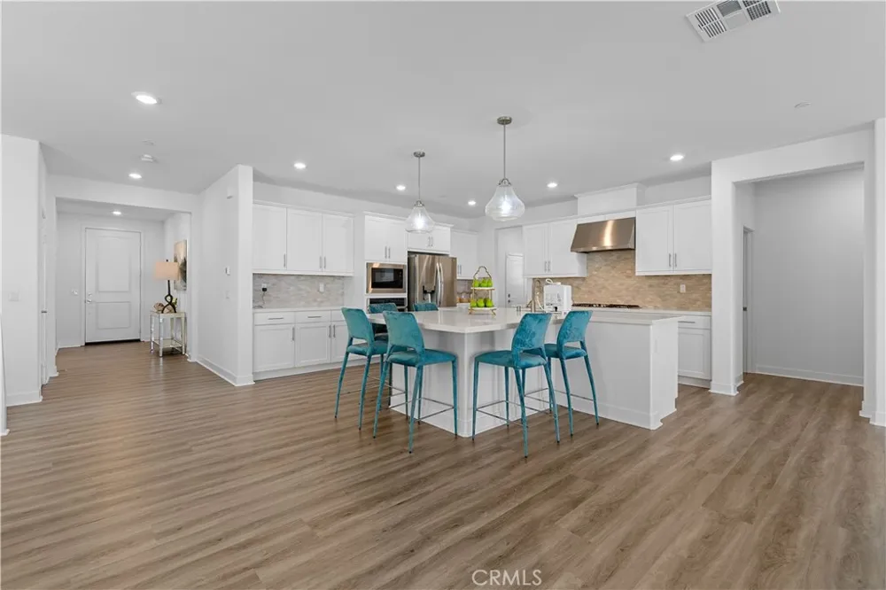 2725 Sierra Bella Drive Corona, CA 92882