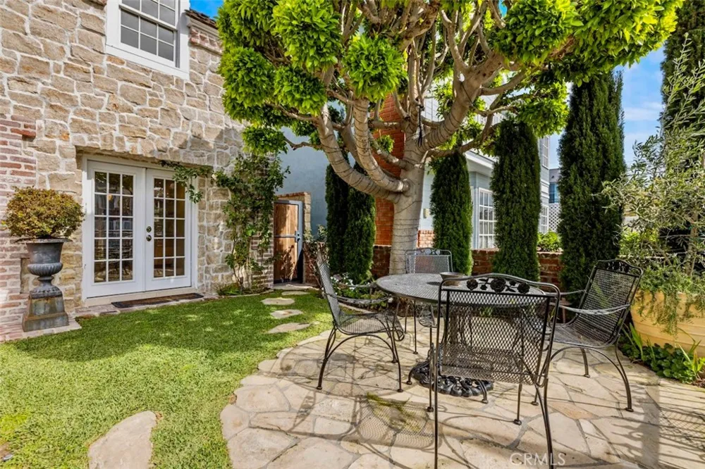 89 Rivo Alto Canal Long Beach, CA 90803