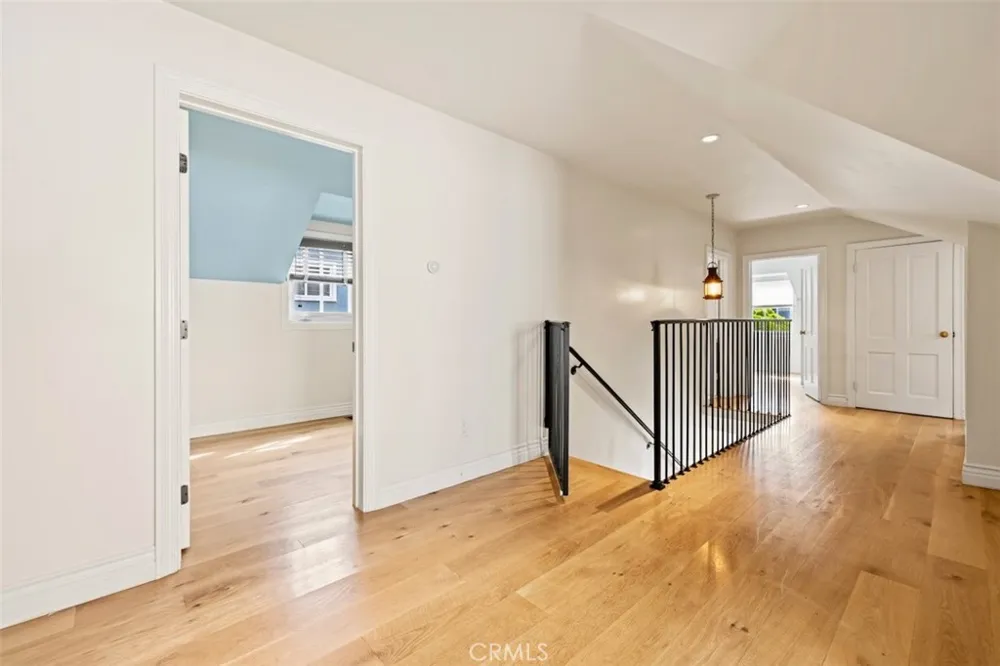 89 Rivo Alto Canal Long Beach, CA 90803