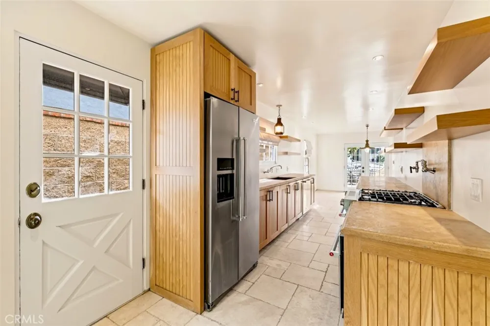 89 Rivo Alto Canal Long Beach, CA 90803