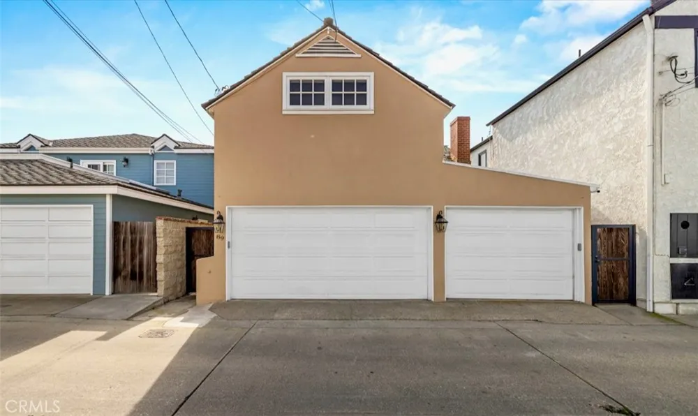 89 Rivo Alto Canal Long Beach, CA 90803