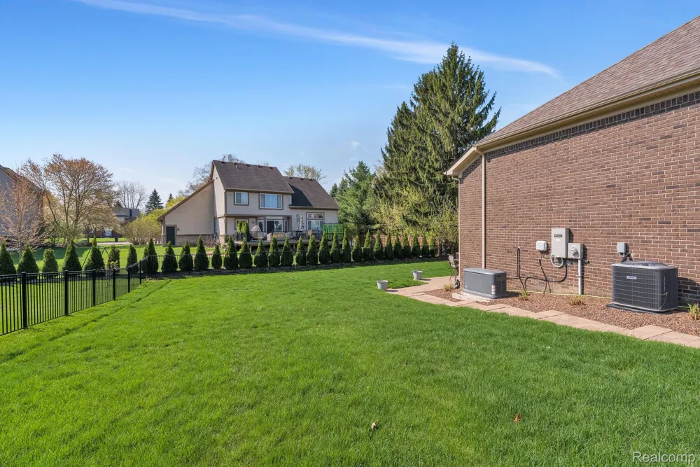 3173 Roma Court Wixom City, MI 48393