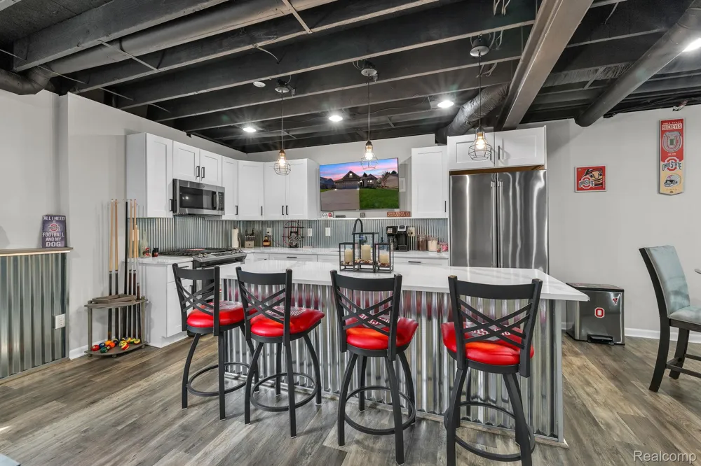 3173 Roma Court Wixom City, MI 48393