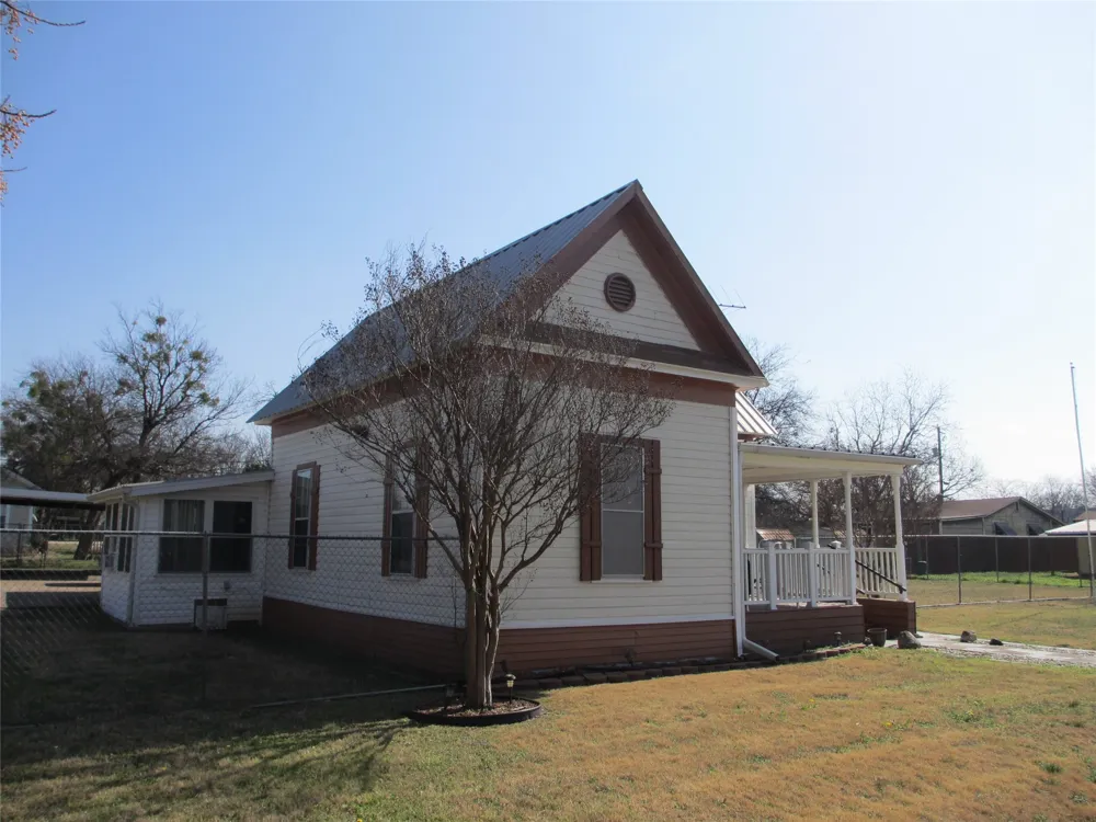 608 Colorado Street Whitney, TX 76692