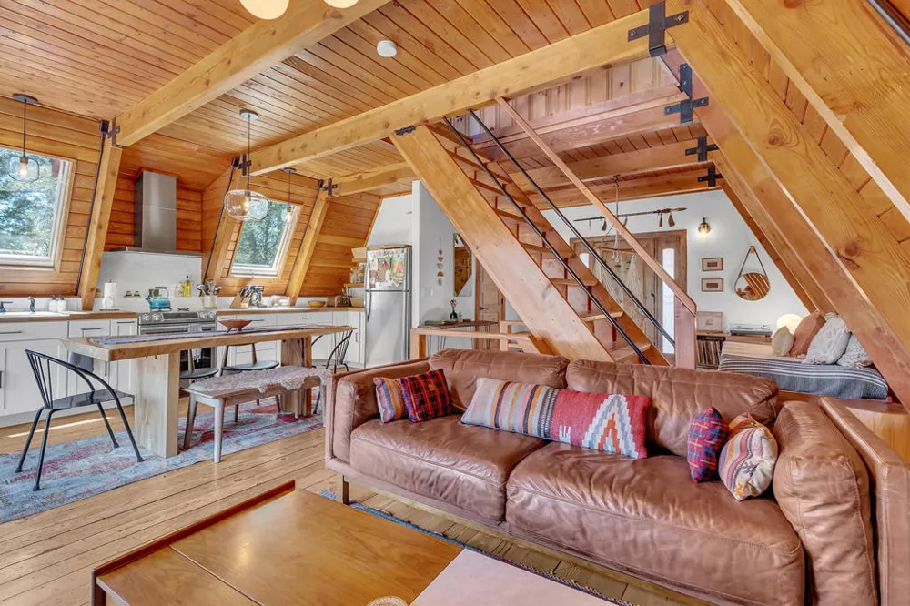 54425 Jameson Drive Idyllwild, CA 92549