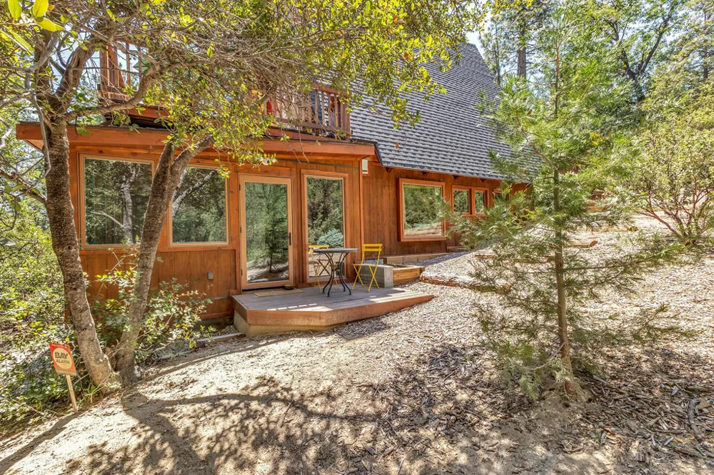 54425 Jameson Drive Idyllwild, CA 92549