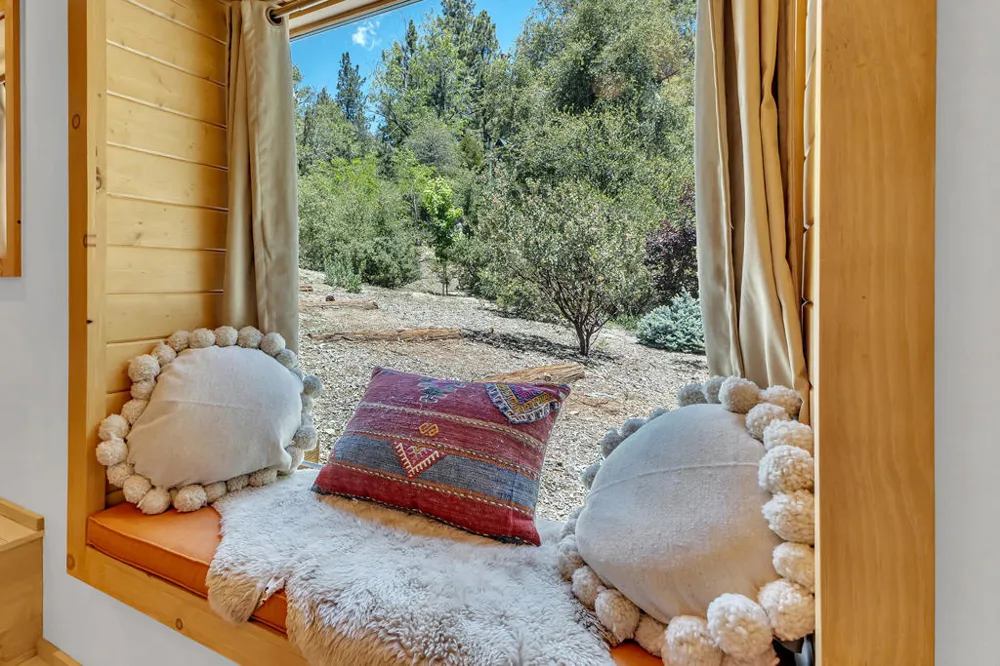 54425 Jameson Drive Idyllwild, CA 92549
