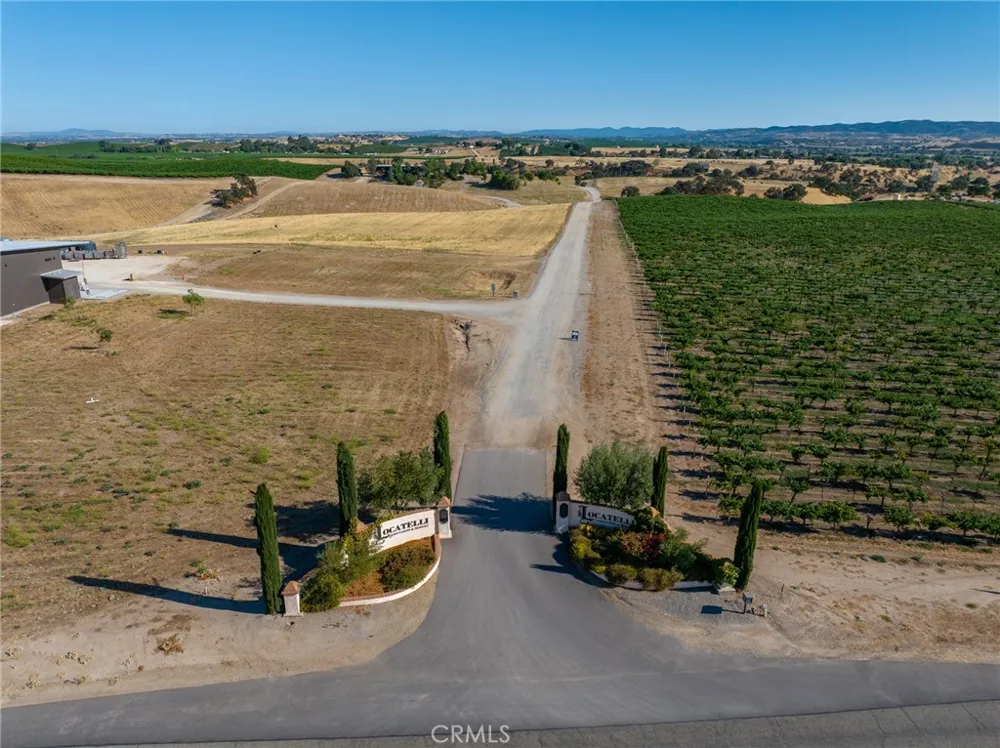 8585 Cross Canyons San Miguel, CA 93451