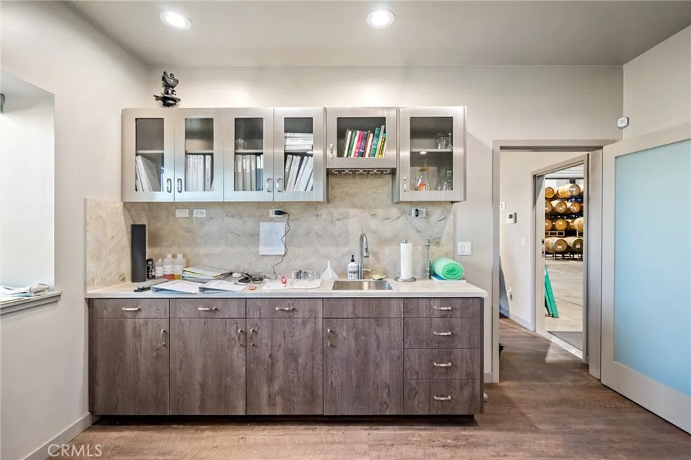 8585 Cross Canyons San Miguel, CA 93451