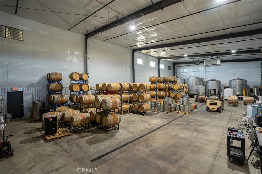 8585 Cross Canyons San Miguel, CA 93451