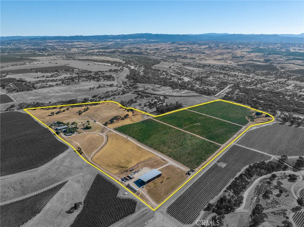8585 Cross Canyons San Miguel, CA 93451