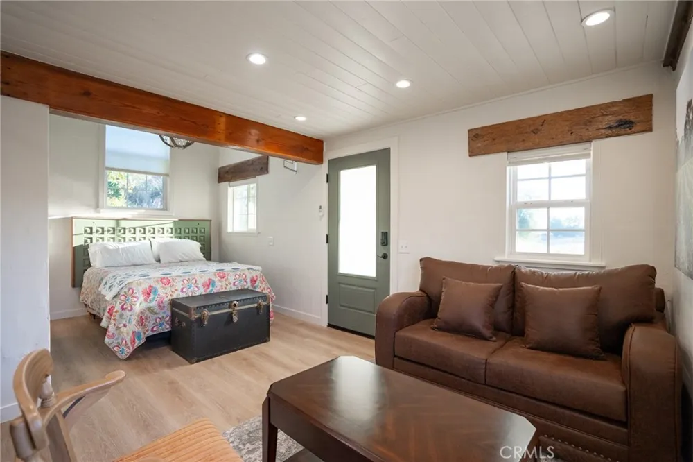 8585 Cross Canyons San Miguel, CA 93451