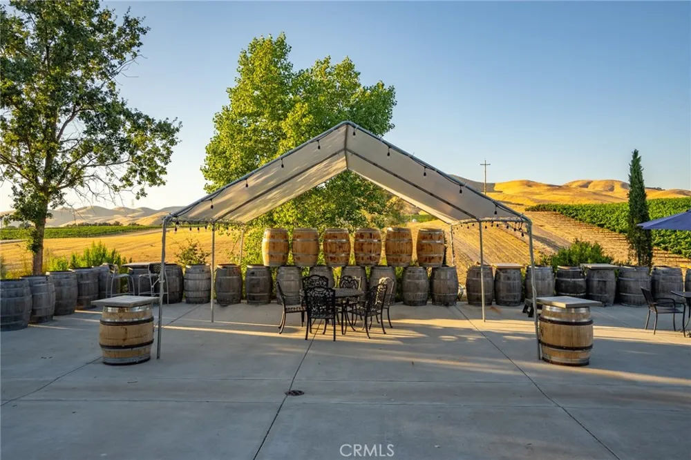 8585 Cross Canyons San Miguel, CA 93451