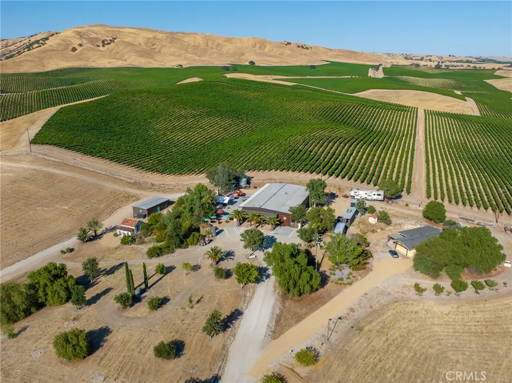 8585 Cross Canyons San Miguel, CA 93451