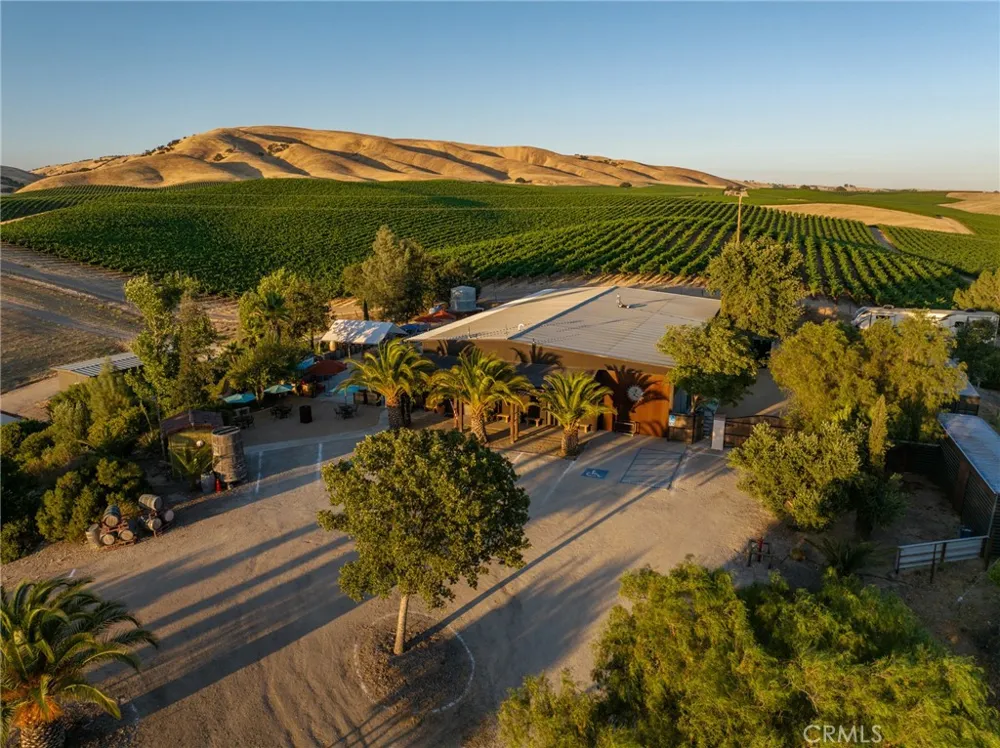 8585 Cross Canyons San Miguel, CA 93451