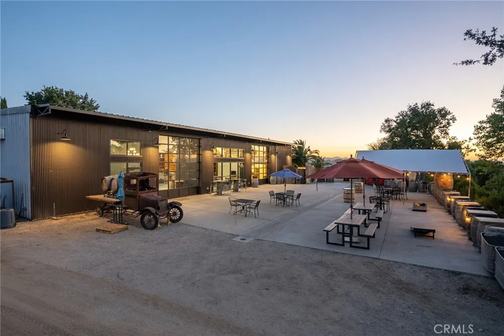 8585 Cross Canyons San Miguel, CA 93451