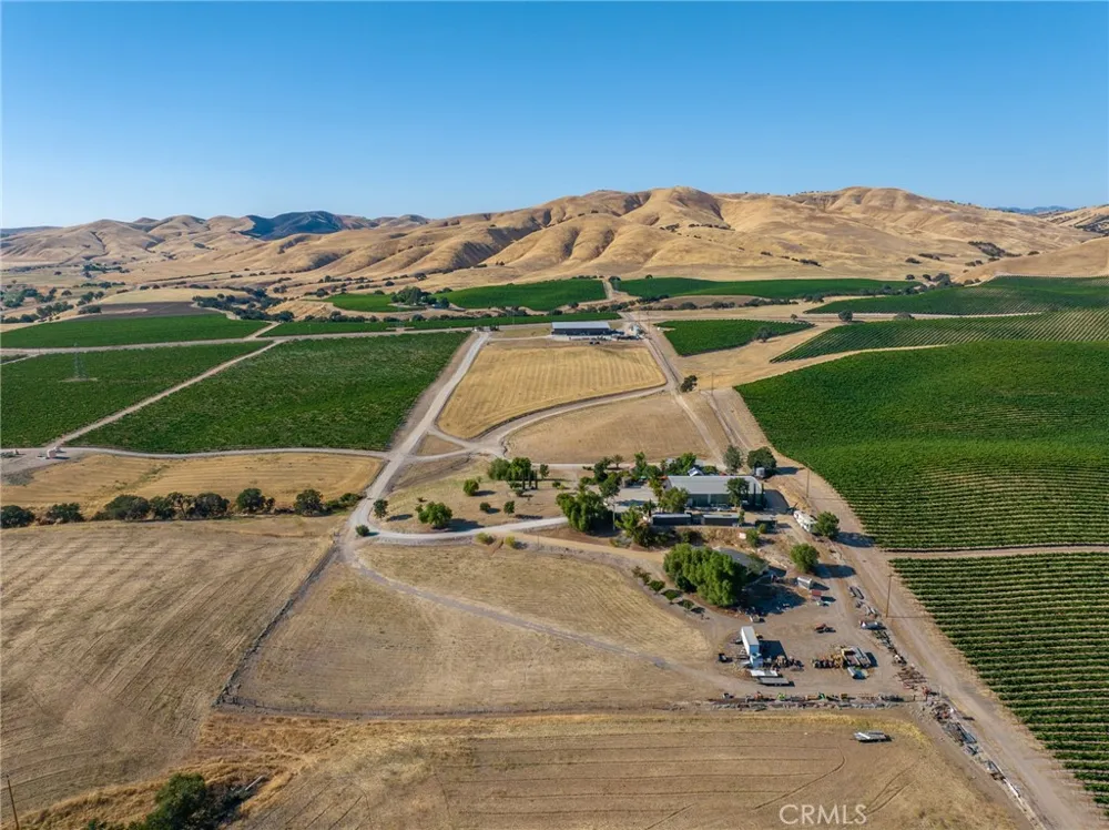 8585 Cross Canyons San Miguel, CA 93451