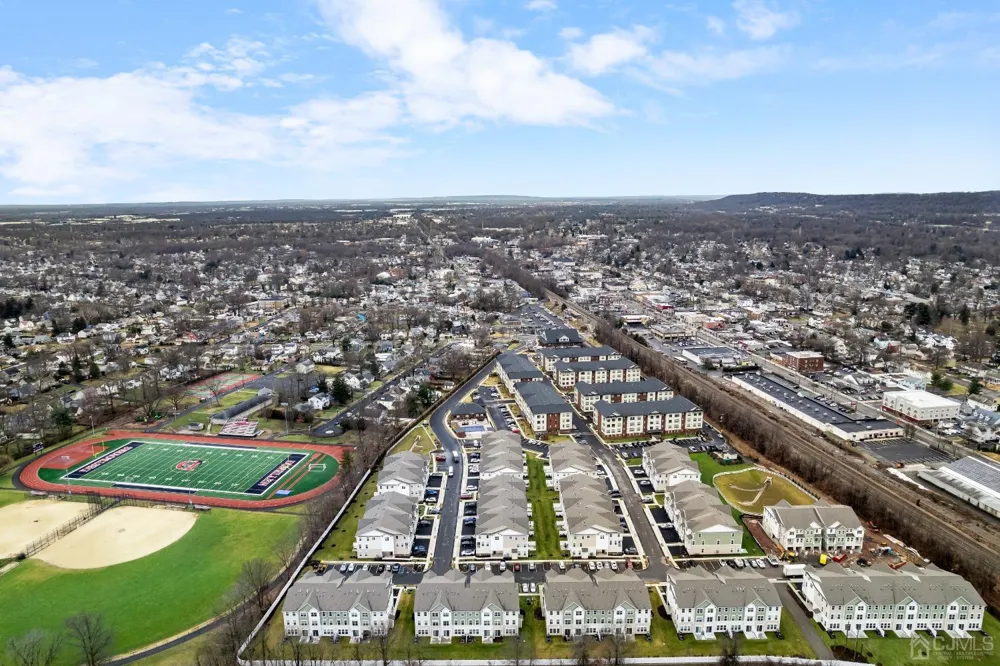 86 Depot Way Dunellen, NJ 08812