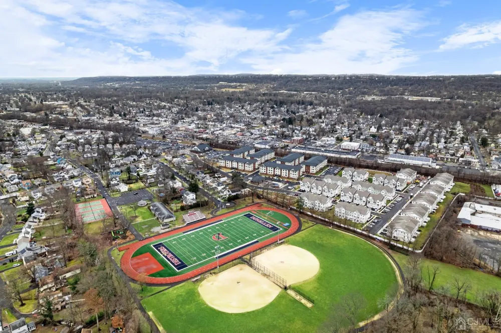 86 Depot Way Dunellen, NJ 08812