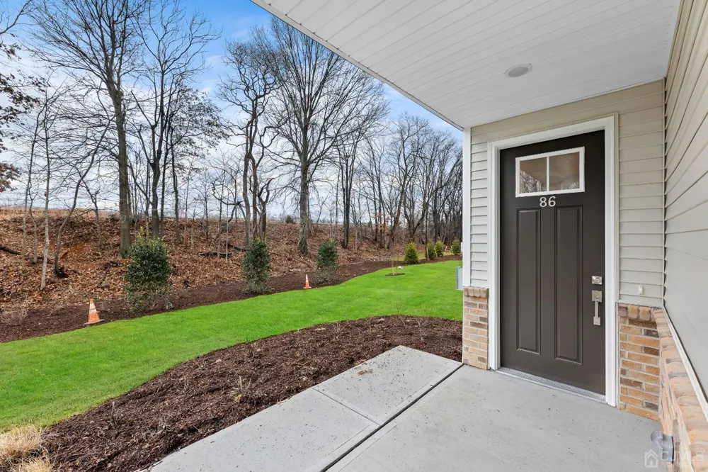 86 Depot Way Dunellen, NJ 08812
