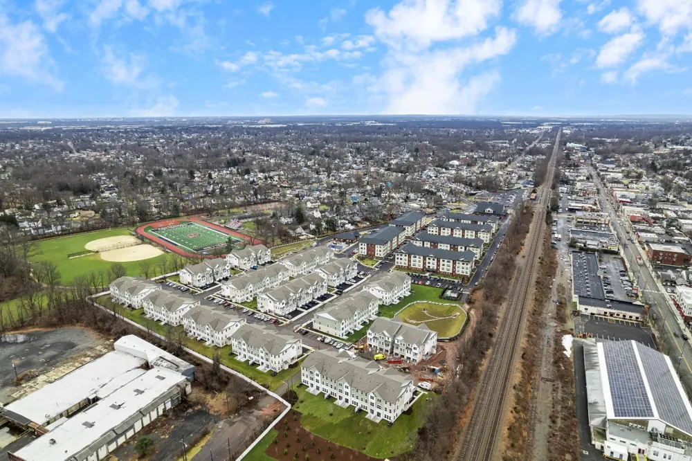 86 Depot Way Dunellen, NJ 08812