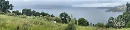 2995 Oak Crest Drive Clearlake, CA 95423