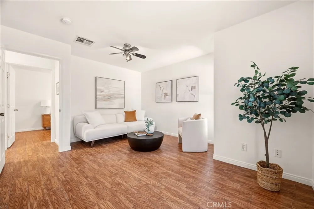 10401 Park Street Bellflower, CA 90706