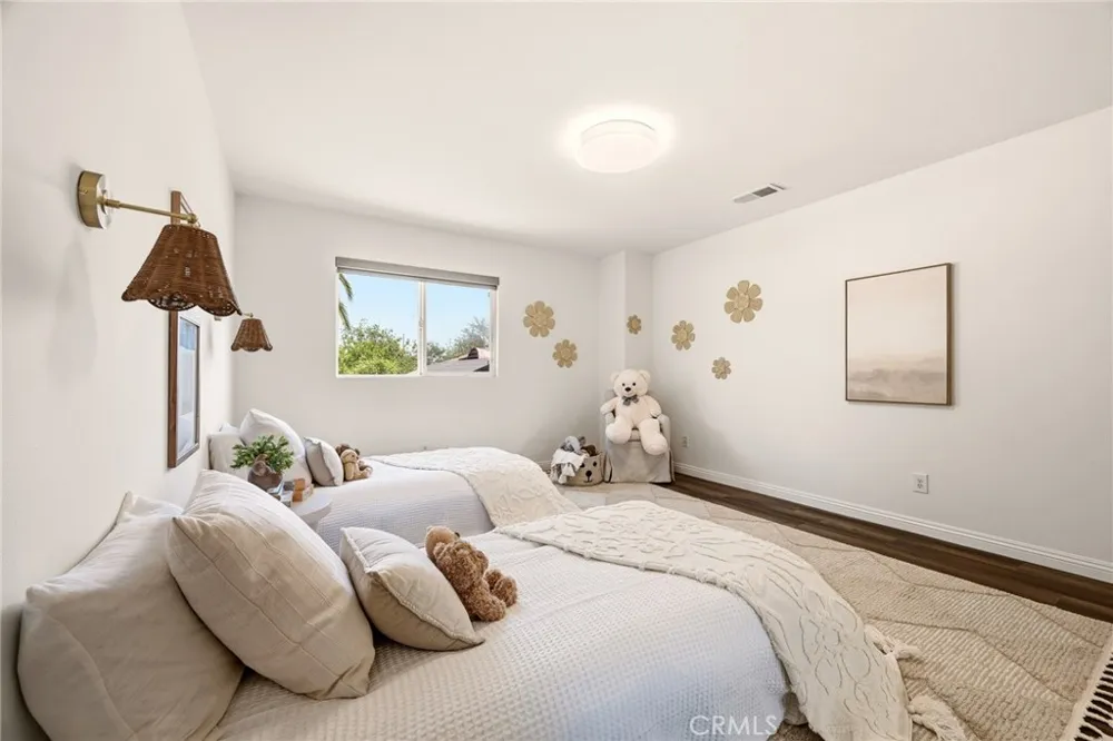 10401 Park Street Bellflower, CA 90706